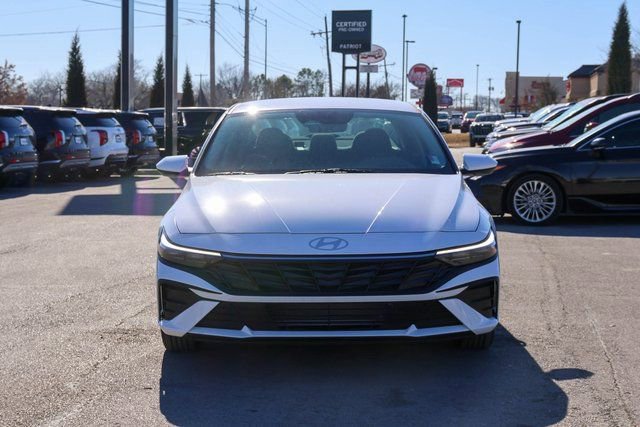 New 2025 Hyundai Sonata SE image 2