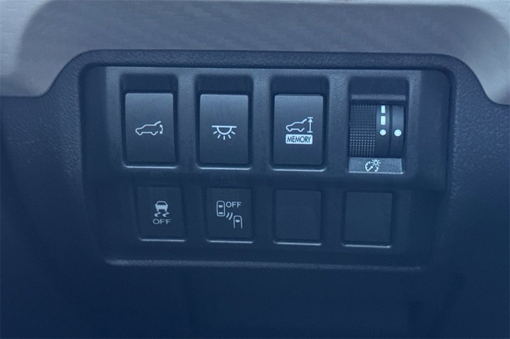 Used 2020 Subaru Ascent Premium w/ Convenience Package image 33