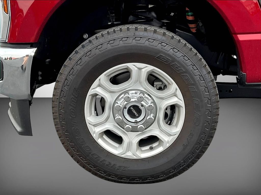 New 2026 Ford F350 XLT w/ XLT Premium Package AWD/4WD image 10