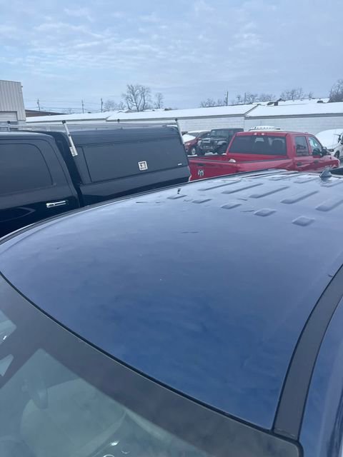 Used 2022 Chevrolet Traverse LS FWD image 12