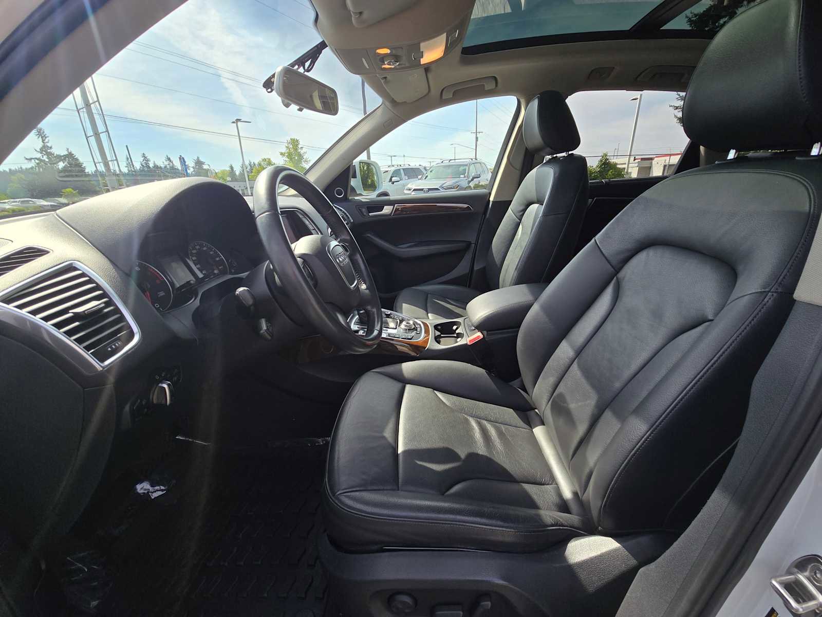 Used 2012 Audi Q5 3.2 Prestige AWD/4WD image 21