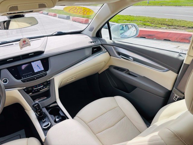 Used 2020 Cadillac XT5 Premium Luxury FWD image 45