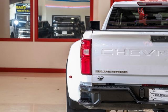 Used 2023 Chevrolet Silverado 3500 W/T w/ Gooseneck/5TH Wheel Package image 42