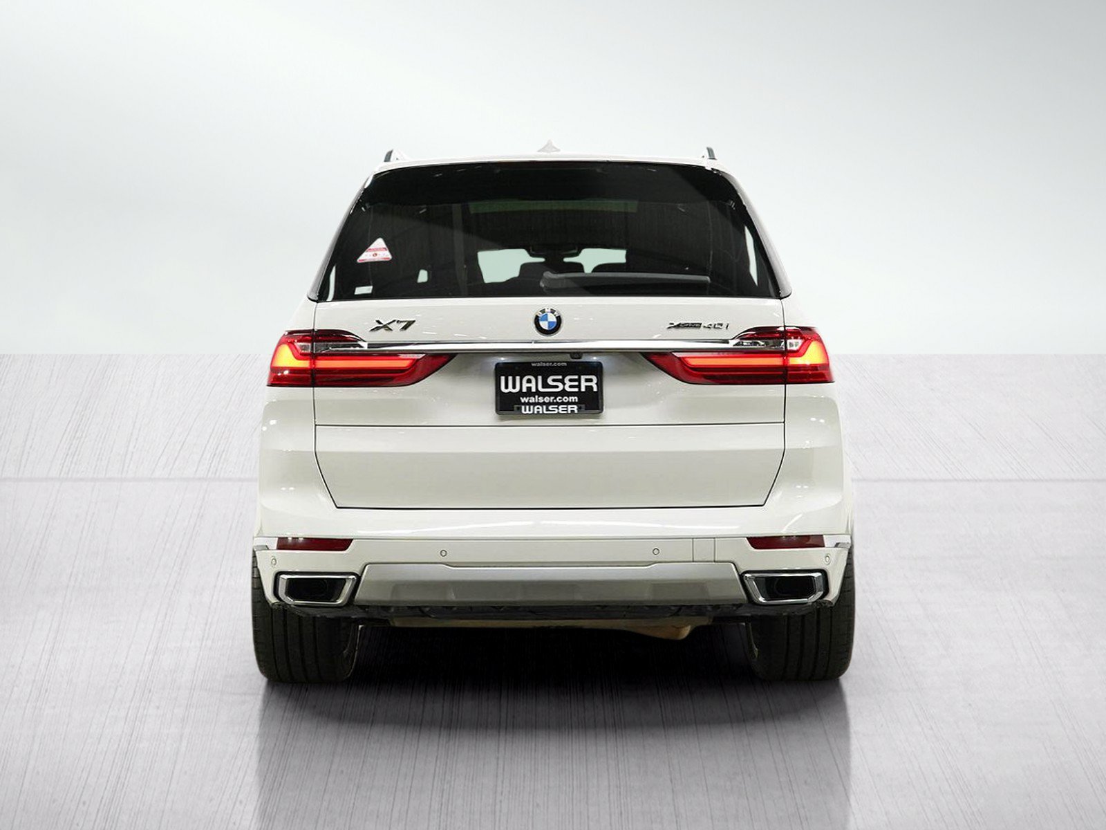 Used 2022 BMW X7 xDrive40i w/ Executive Package AWD/4WD image 4
