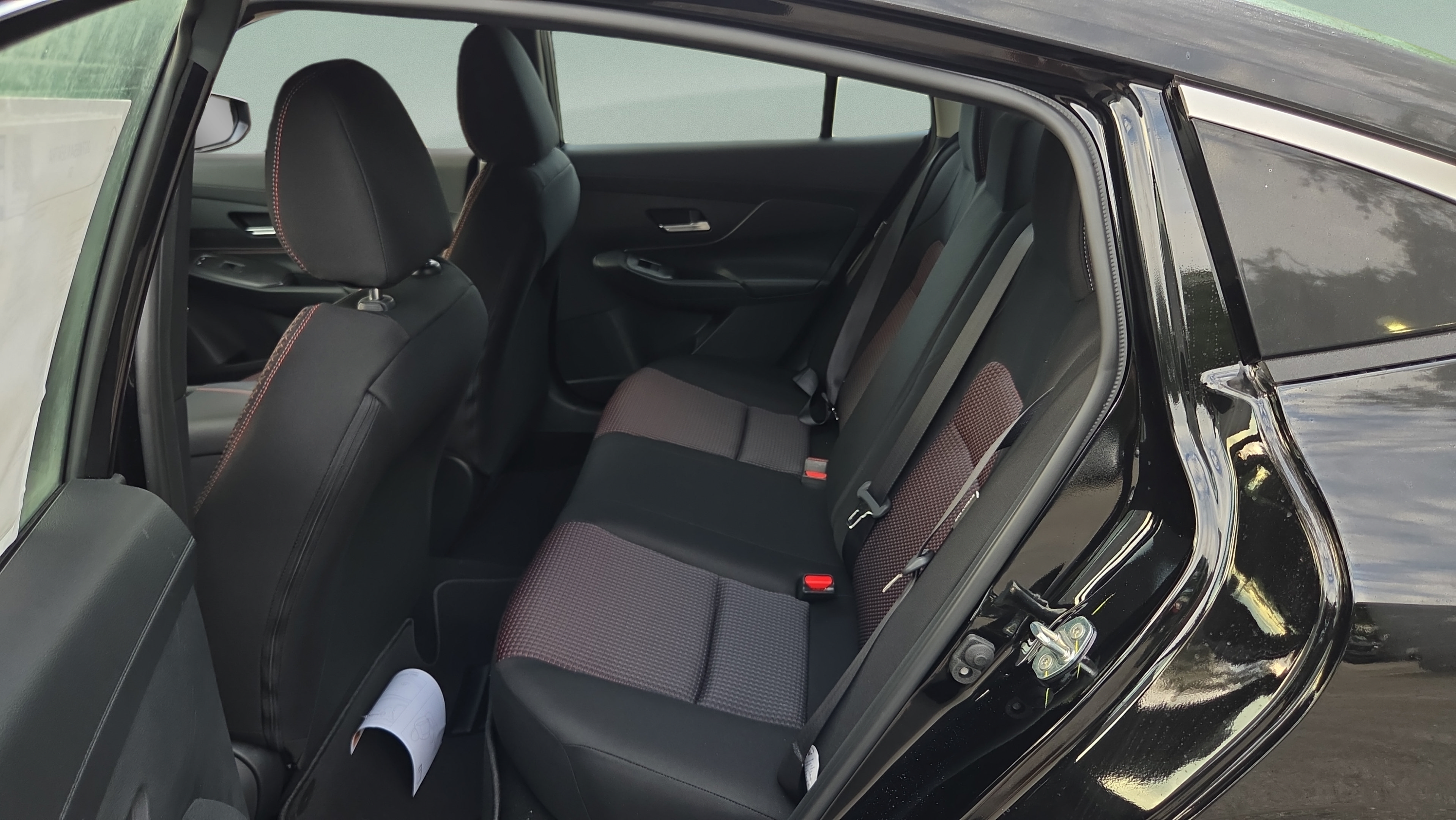 New 2027 Nissan Sentra SR w/ SR All Weather Package FWD image 10