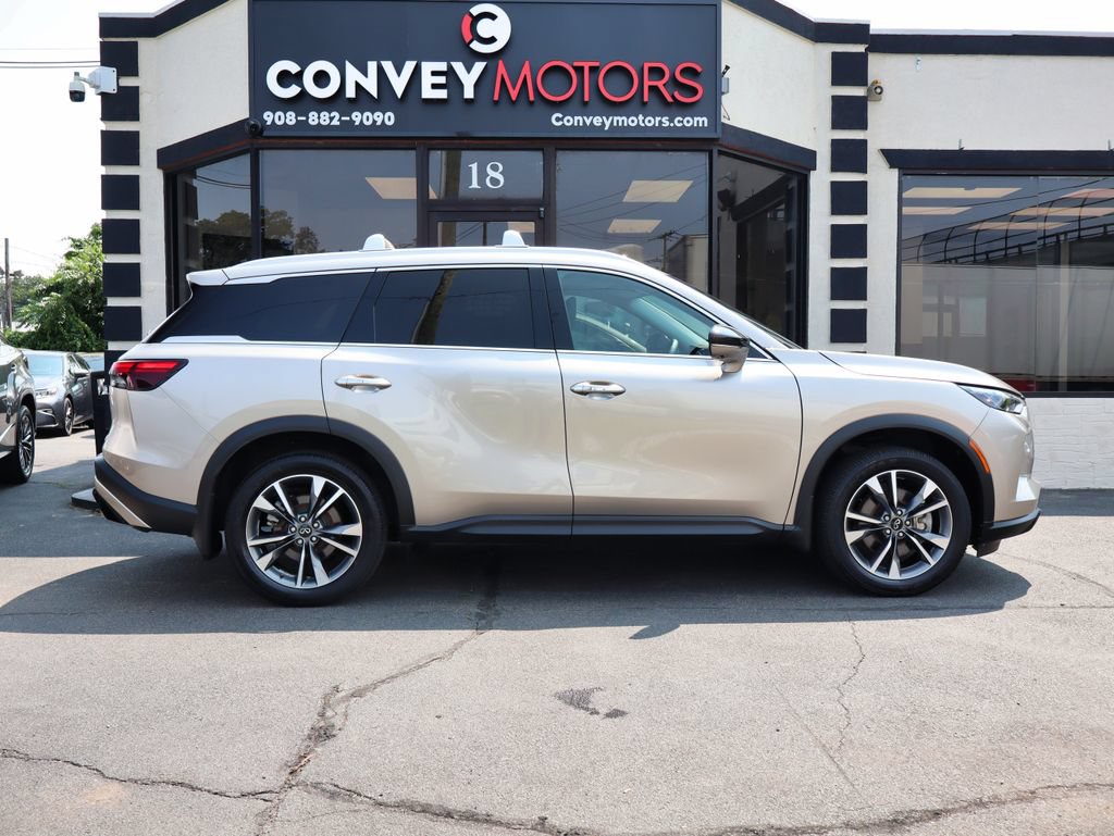 Used 2023 INFINITI QX60 Luxe w/ Cargo Package AWD/4WD image 5