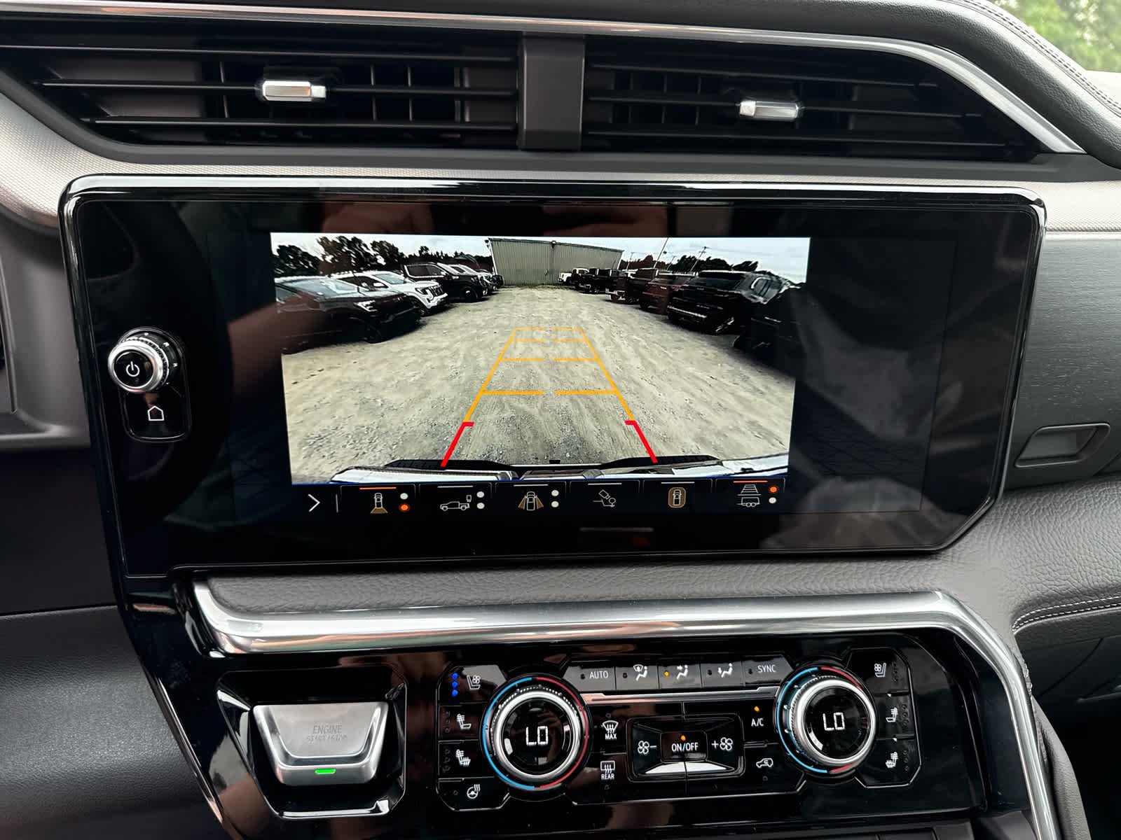 New 2026 GMC Sierra 1500 Denali AWD/4WD image 17