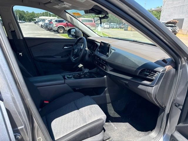 Used 2023 Nissan Rogue SV AWD/4WD image 11