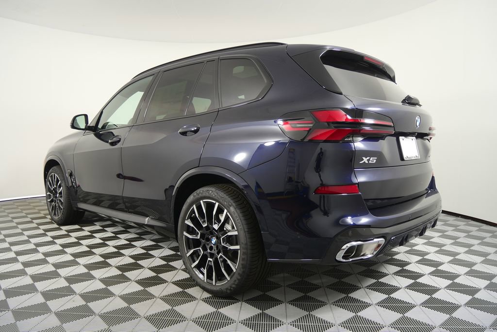 Used 2026 BMW X5 xDrive40i w/ M Sport Package image 5