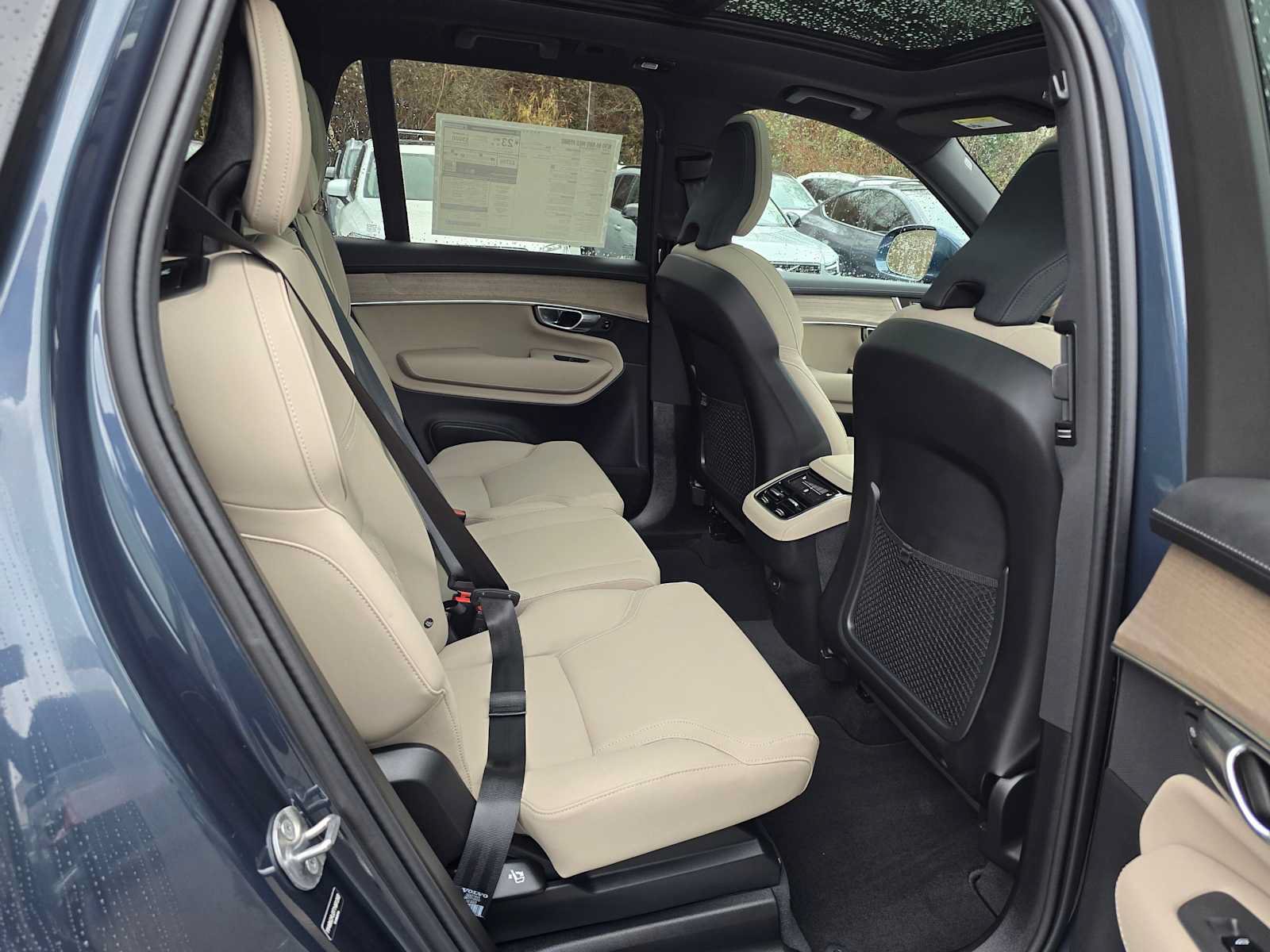 New 2026 Volvo XC90 B6 Core AWD/4WD image 12