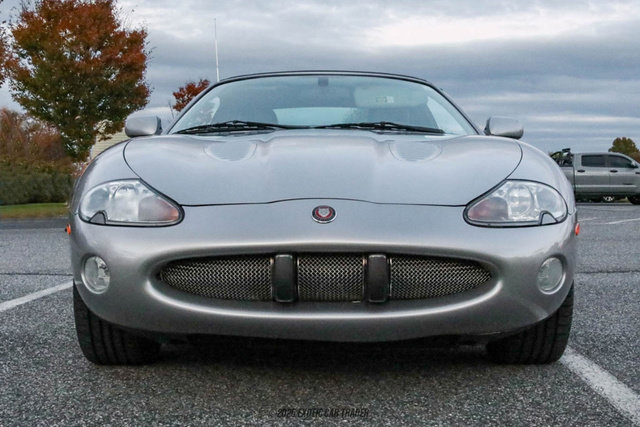 Used 2001 Jaguar XK8 Convertible image 21