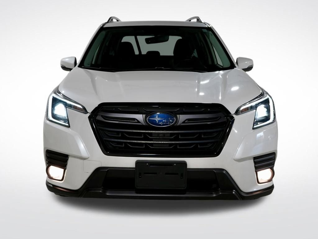 Used 2023 Subaru Forester Limited image 12
