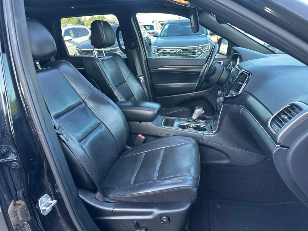 Used 2020 Jeep Grand Cherokee Limited w/ Luxury Group II RWD image 25