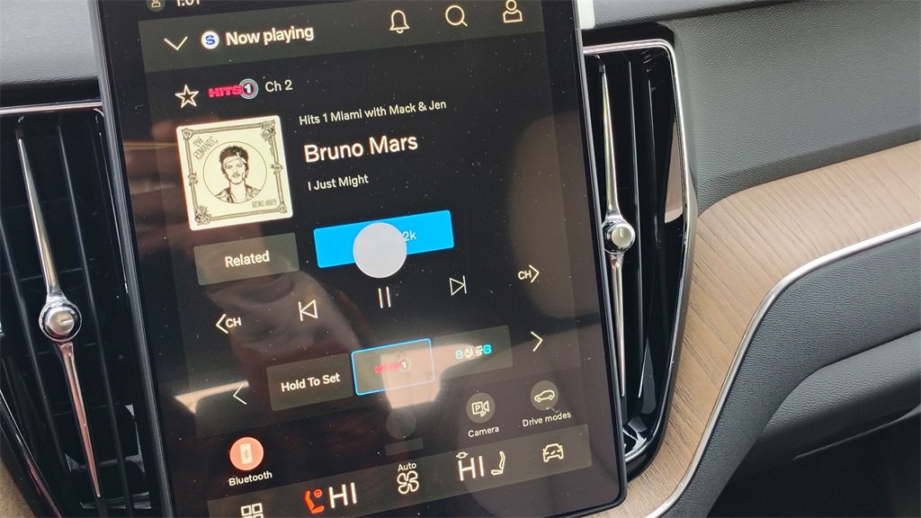 New 2026 Volvo XC60 B5 Plus w/ Protection Package Premier image 19