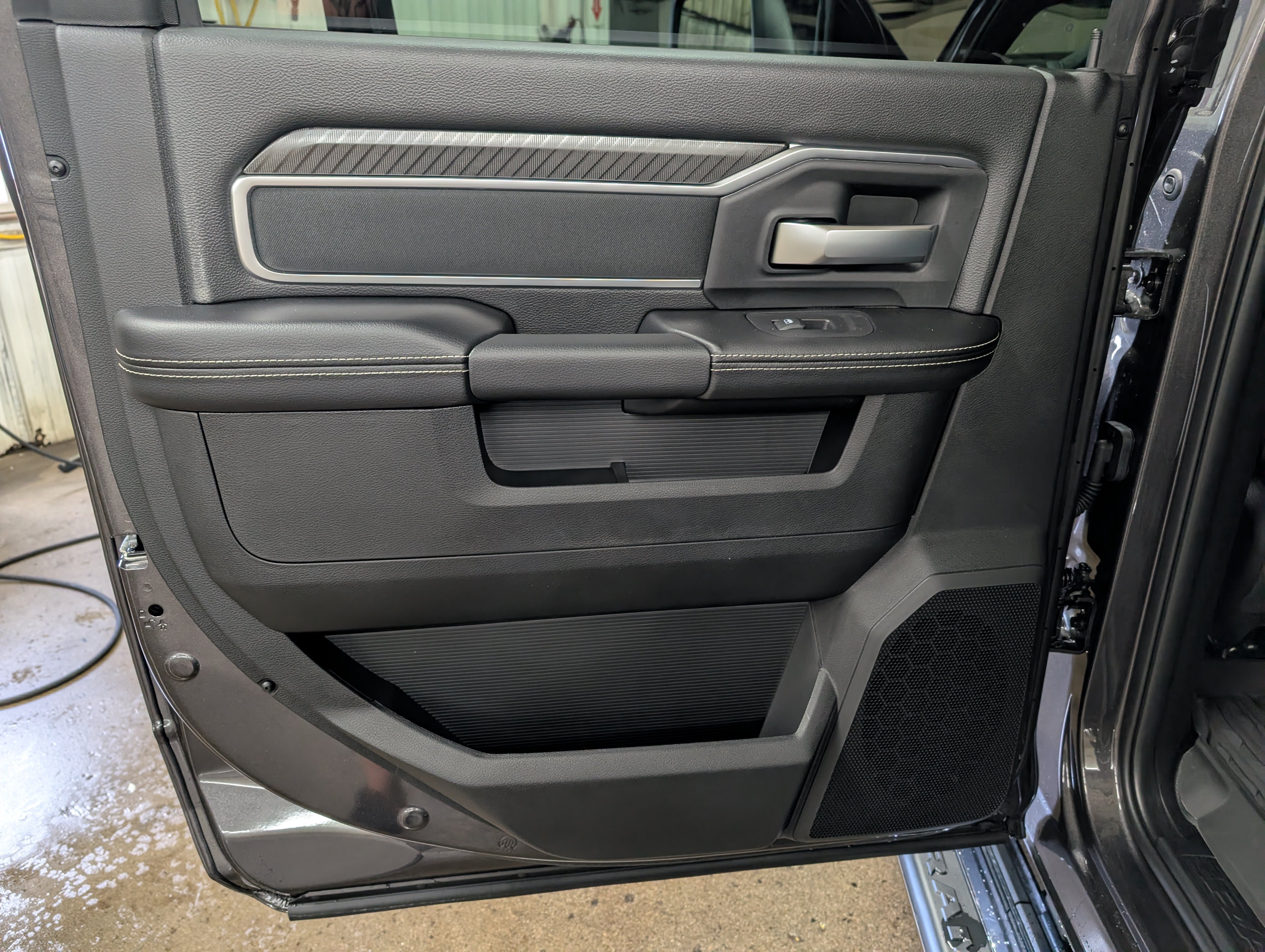 New 2026 RAM 2500 Big Horn AWD/4WD image 6