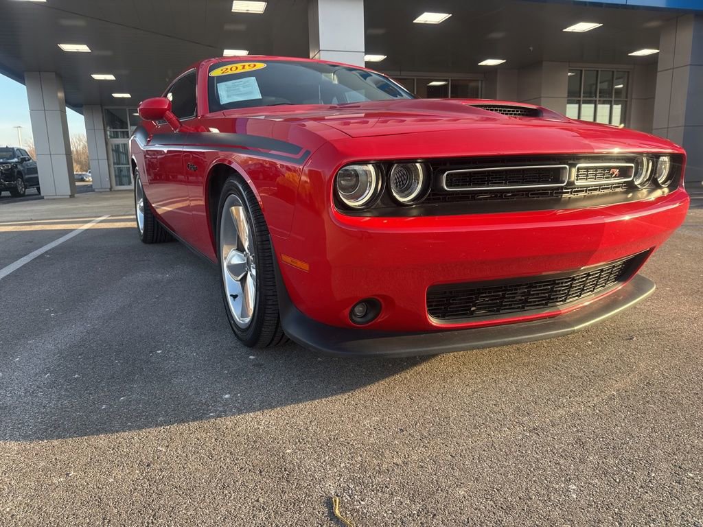Used 2019 Dodge Challenger R/T w/ Plus Package image 10