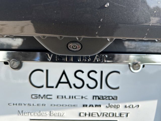 Used 2024 Jeep Grand Cherokee Overland image 8