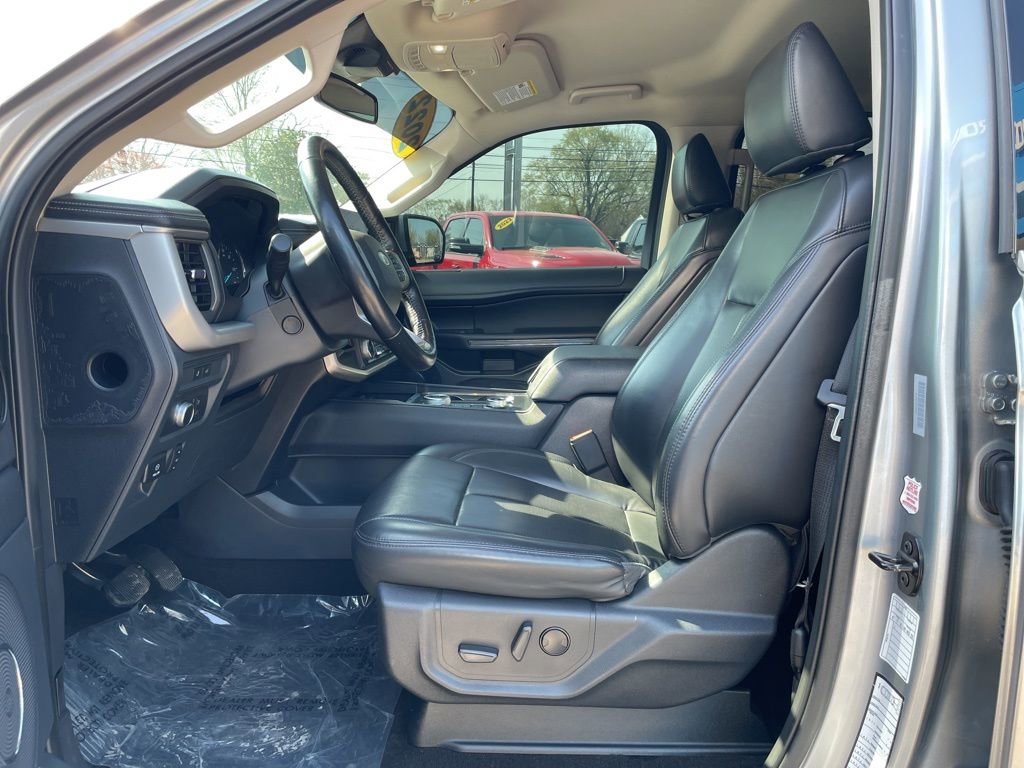 Used 2022 Ford Expedition Max XLT AWD/4WD image 4
