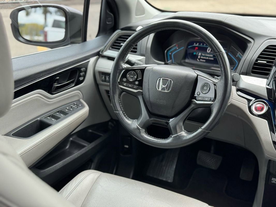 Used 2018 Honda Odyssey Elite image 13