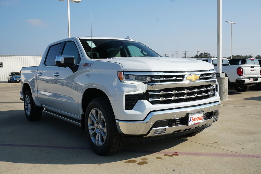 New 2026 Chevrolet Silverado 1500 LTZ w/ LTZ Premium Package image 3