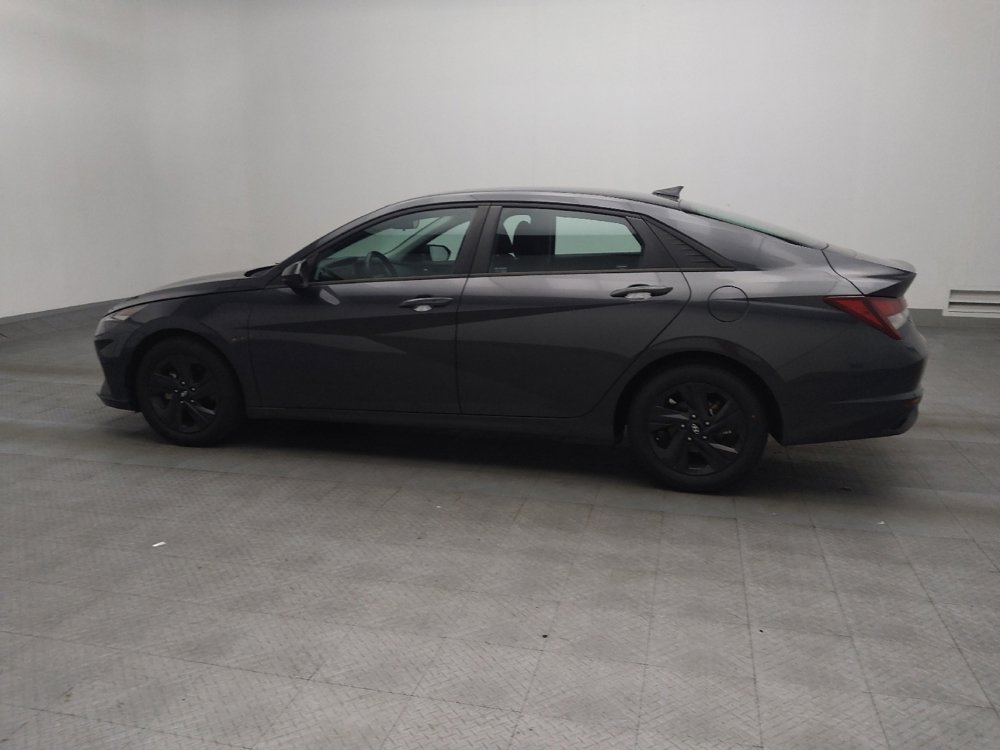 Used 2021 Hyundai Elantra SEL w/ Convenience Package FWD image 3