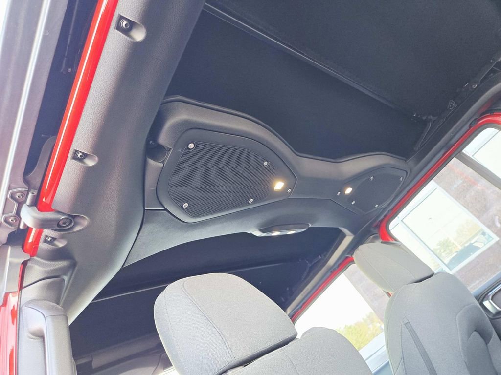 Used 2024 Jeep Gladiator Sport image 13