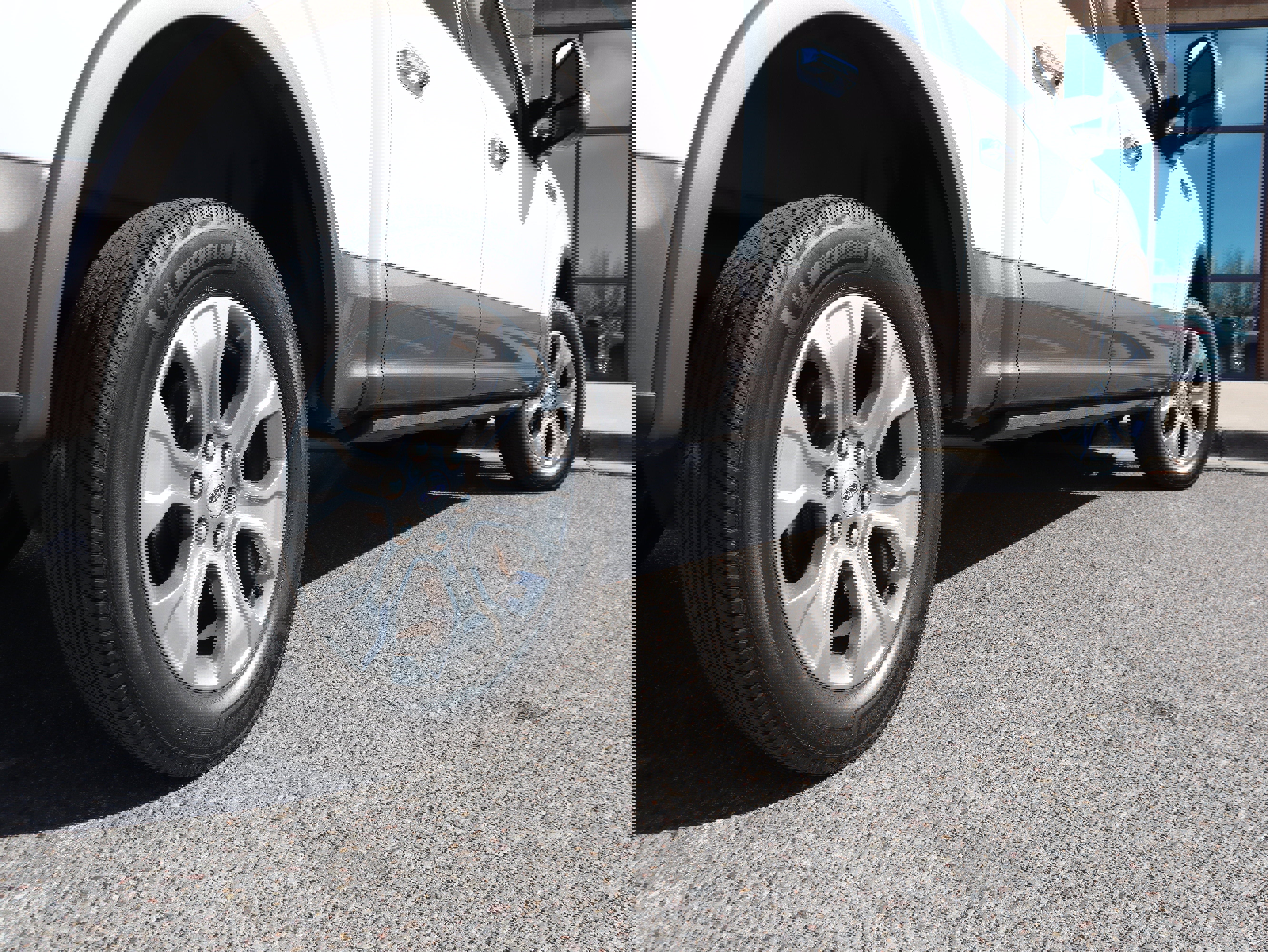 Used 2019 Ford F150 Lariat w/ Equipment Group 502A Luxury image 11