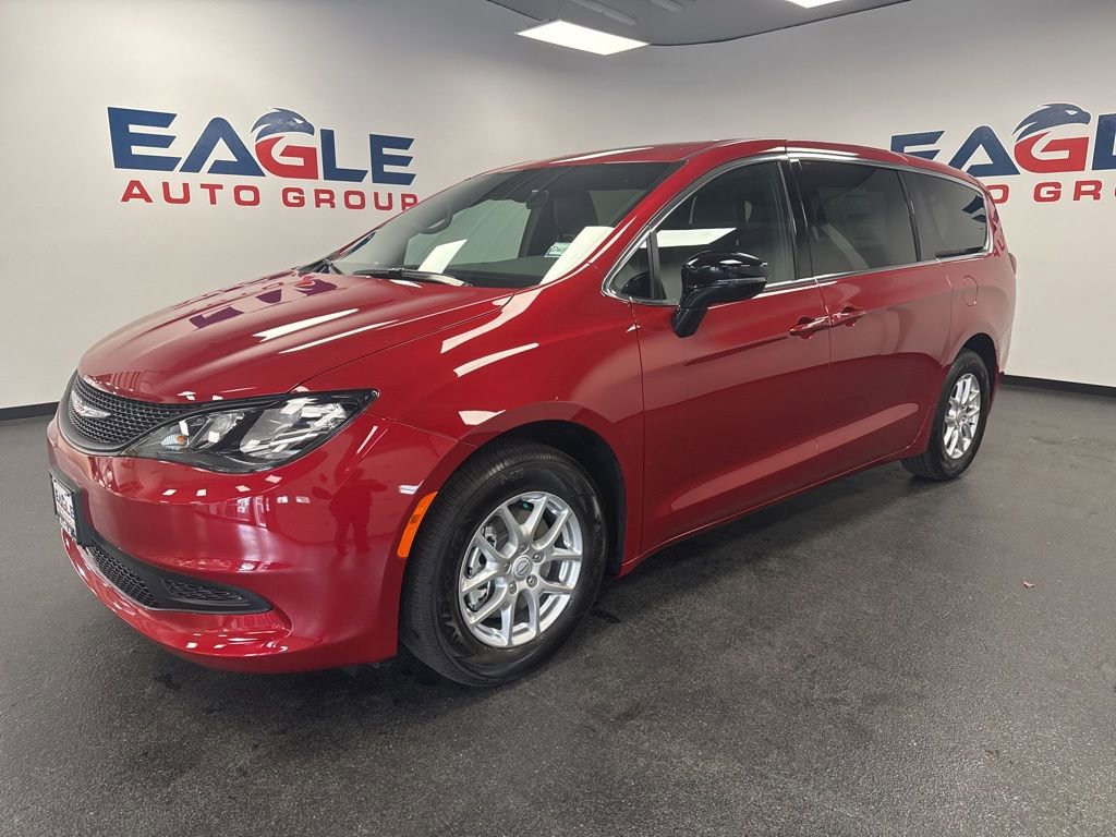New 2026 Chrysler Voyager LX image 5