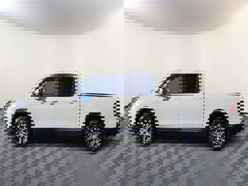 Used 2017 Honda Ridgeline RTS image 5