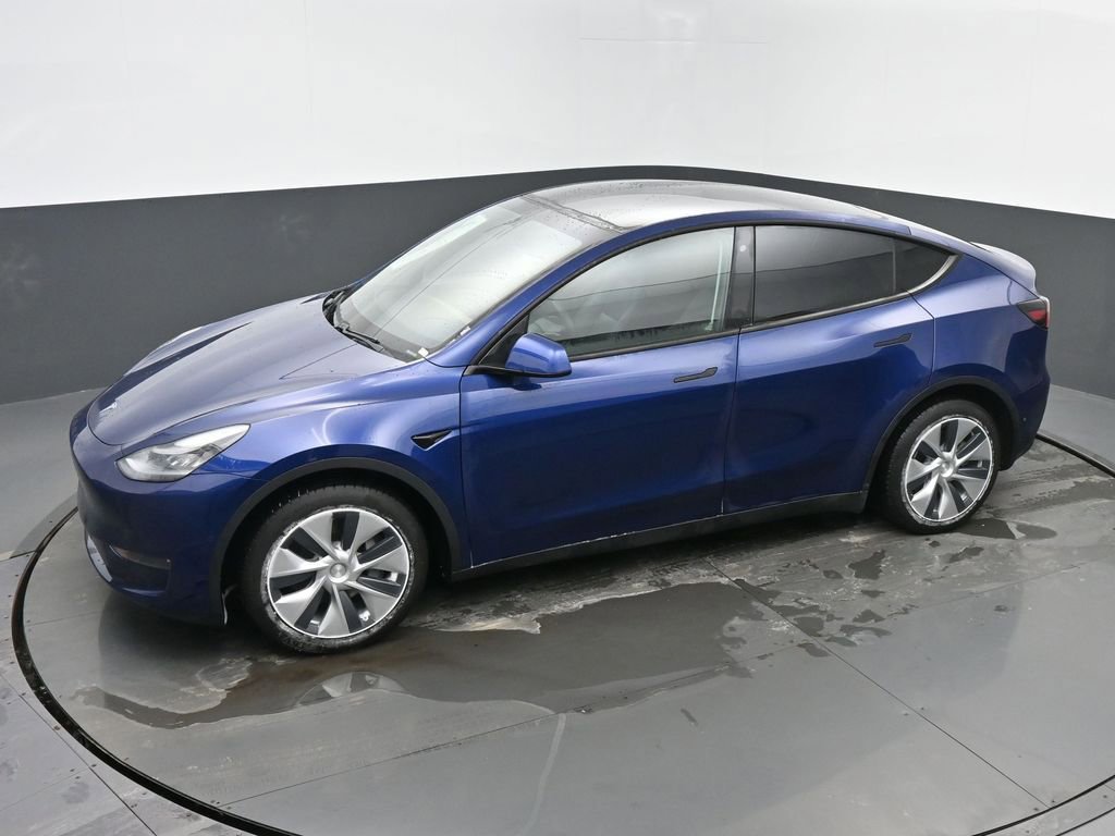 Used 2020 Tesla Model Y Long Range image 35