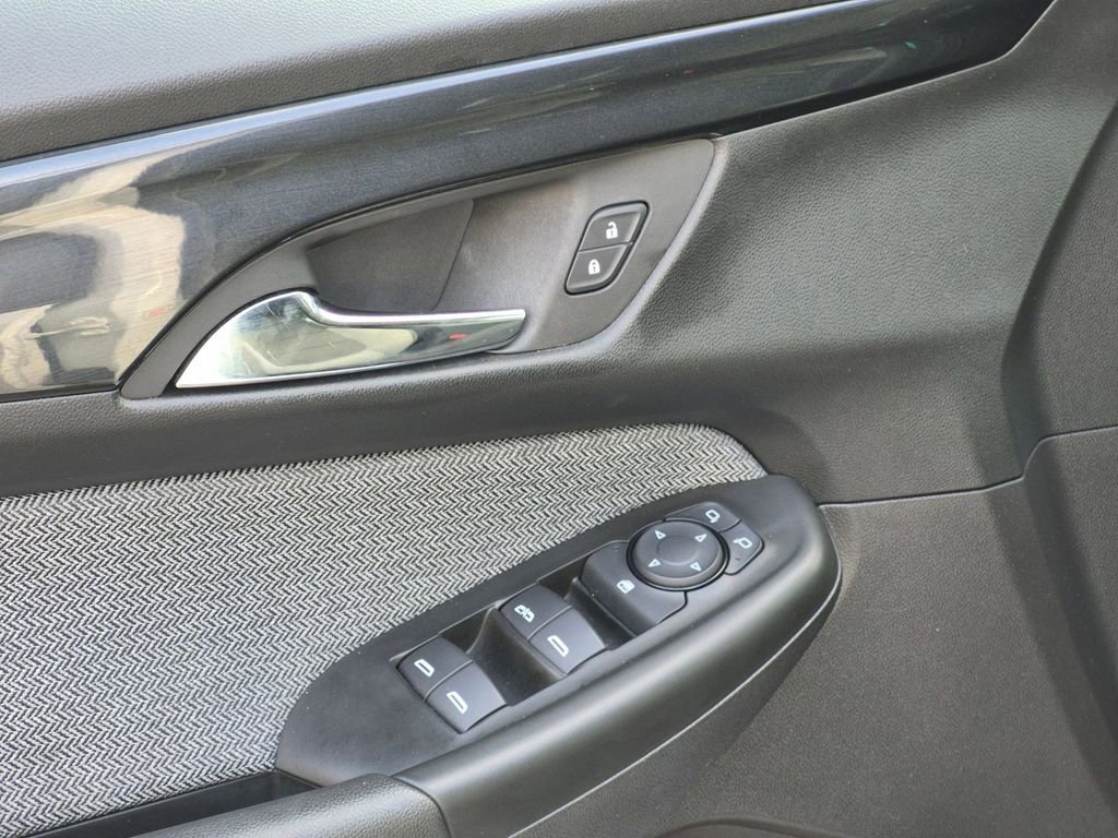 Used 2025 Chevrolet TrailBlazer LT AWD/4WD image 13