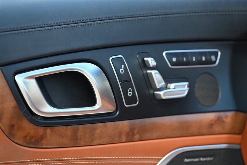 Used 2017 Mercedes-Benz SL 450 image 46