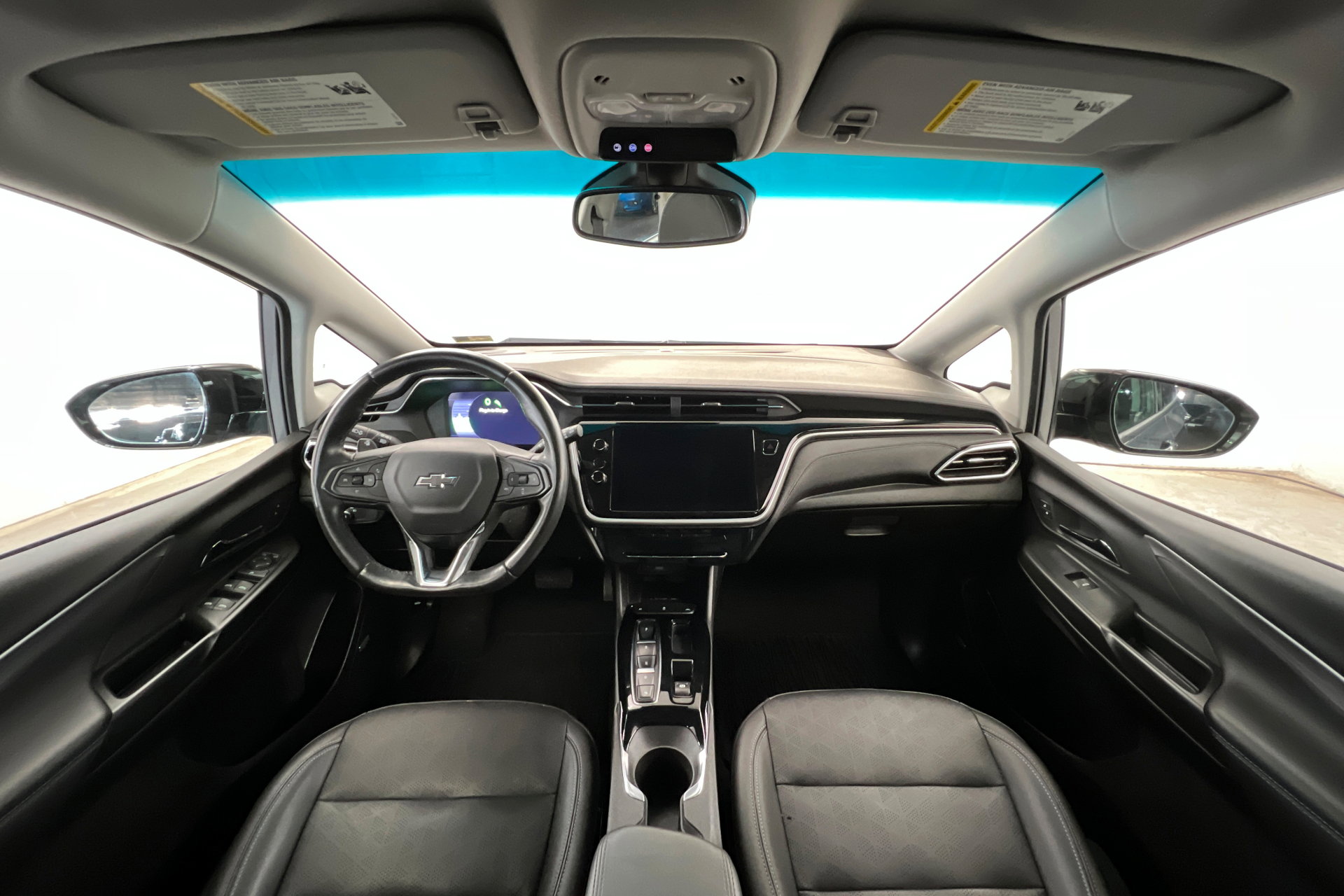 Certified 2023 Chevrolet Bolt LT w/ Infotainment Package image 10