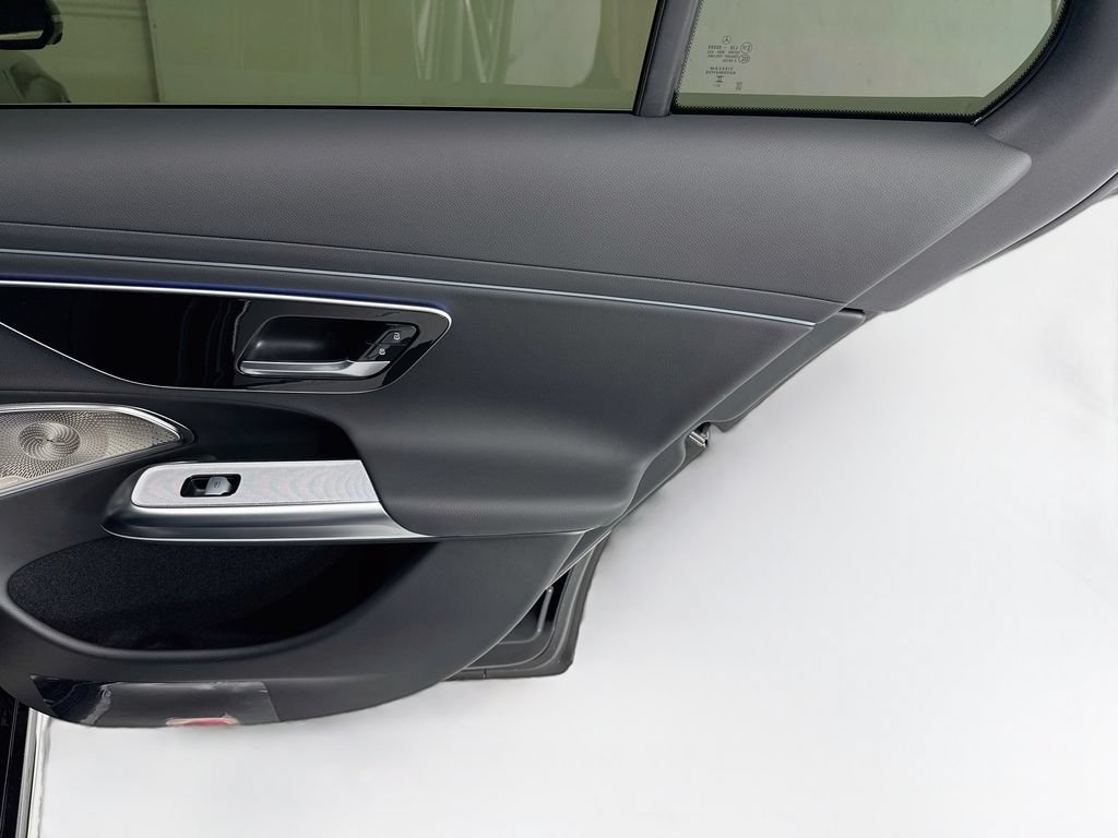 Used 2024 Mercedes-Benz E 350 4MATIC Sedan image 26