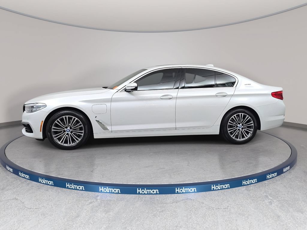 Used 2019 BMW 530e xDrive w/ Convenience Package AWD/4WD image 9