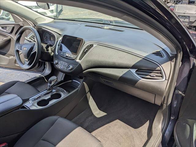 Used 2023 Chevrolet Malibu LT FWD image 13