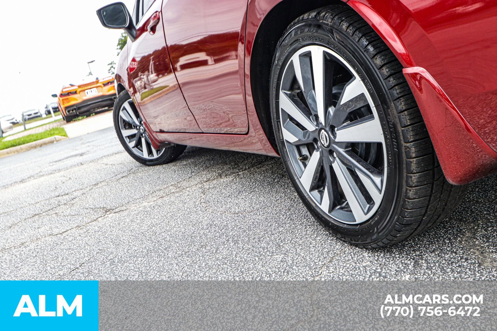 Used 2020 Nissan Versa SR w/ Convenience Package image 14