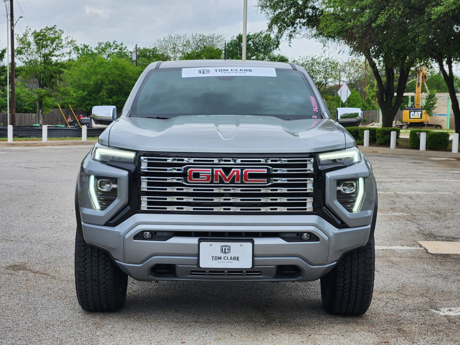 Used 2024 GMC Canyon Denali image 32