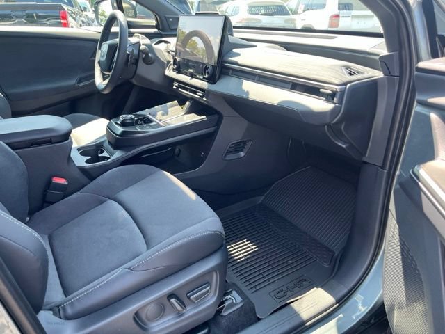 Used 2026 Toyota C-HR AWD/4WD image 20