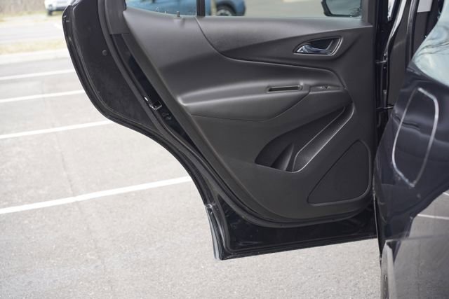Used 2023 Chevrolet Equinox LT image 16