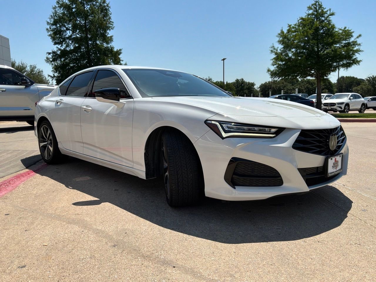 Used 2025 Acura TLX w/ Technology Package FWD image 3