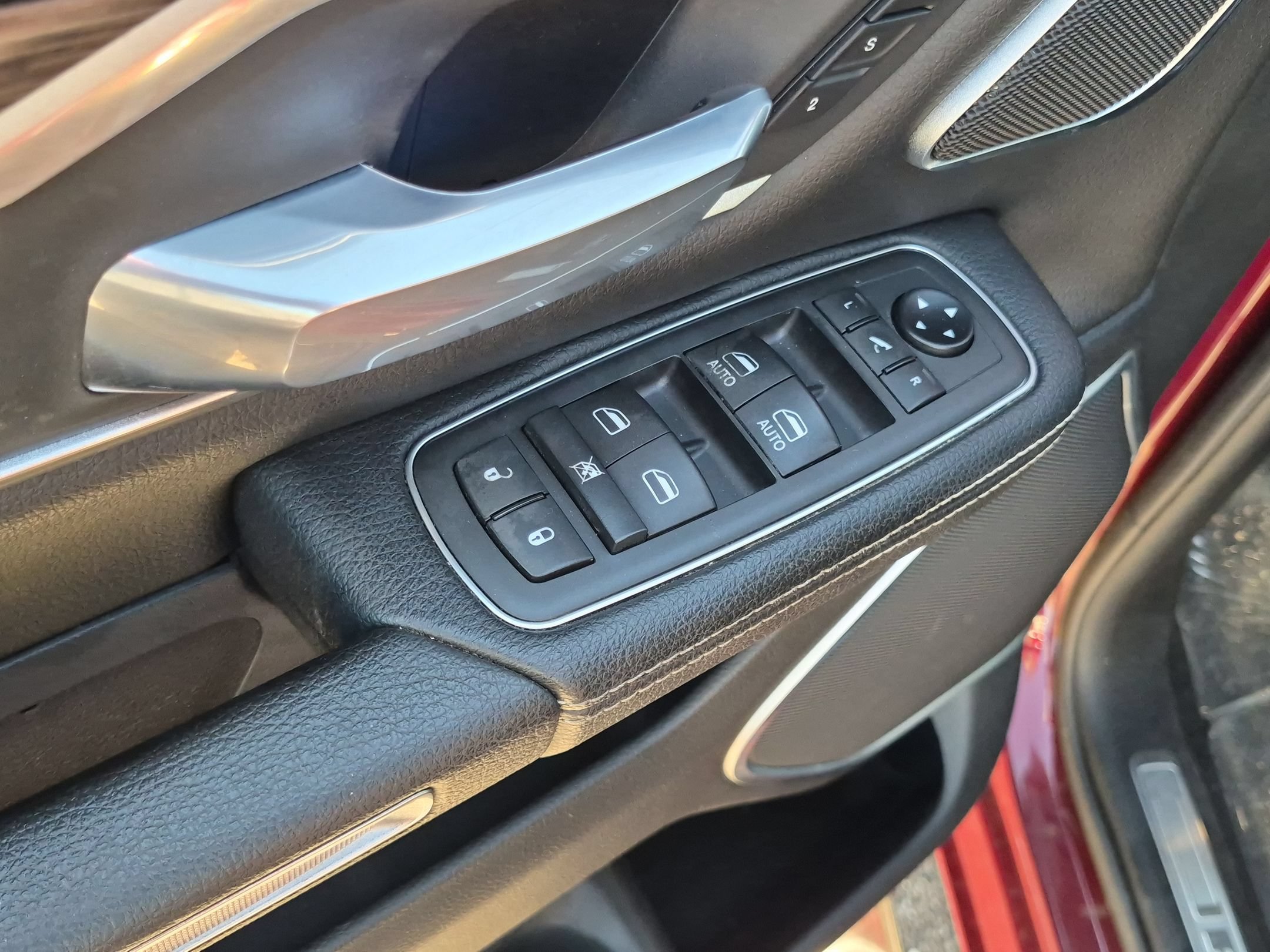 Used 2020 RAM 1500 Laramie RWD image 12