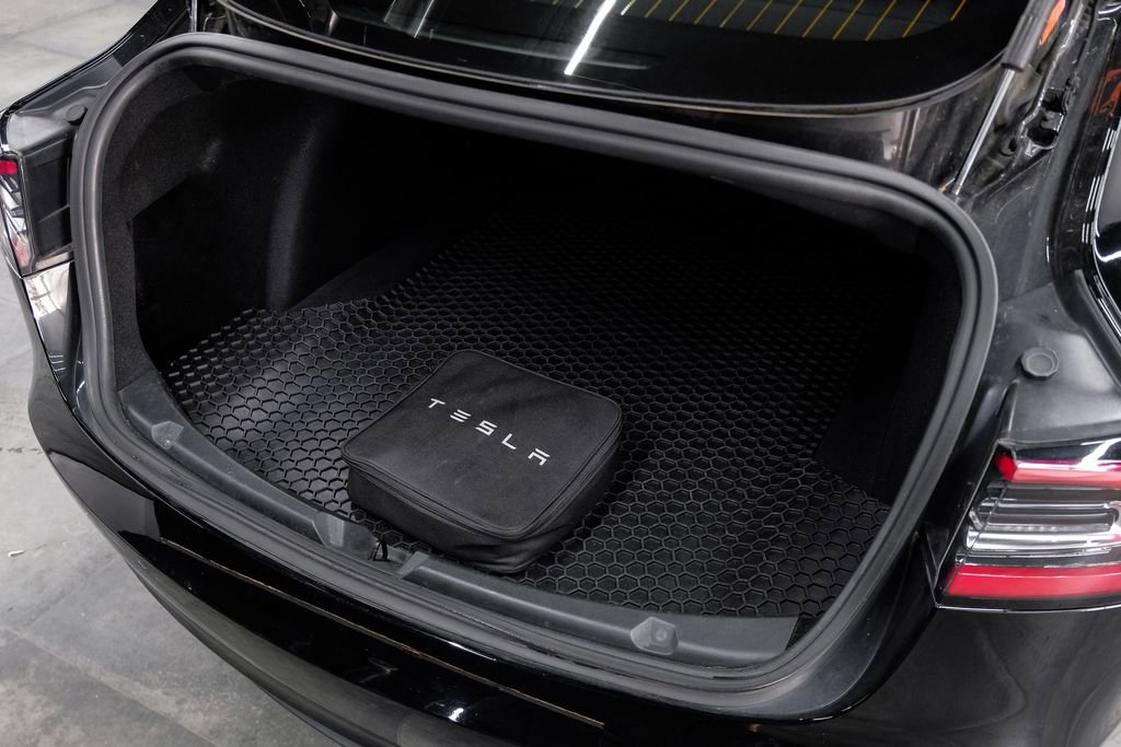 Used 2018 Tesla Model 3 Long Range image 54