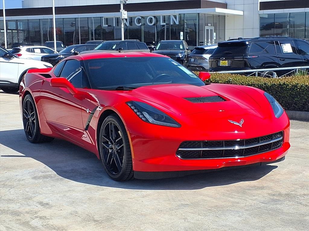 Used 2019 Chevrolet Corvette Stingray Coupe w/ 1LT image 7