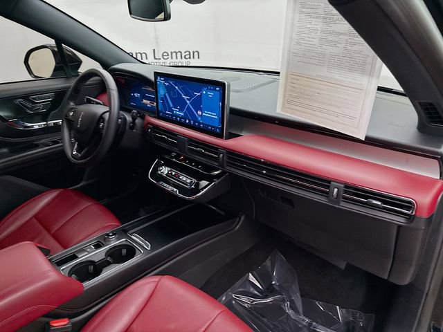 Used 2024 Lincoln Corsair Reserve image 29