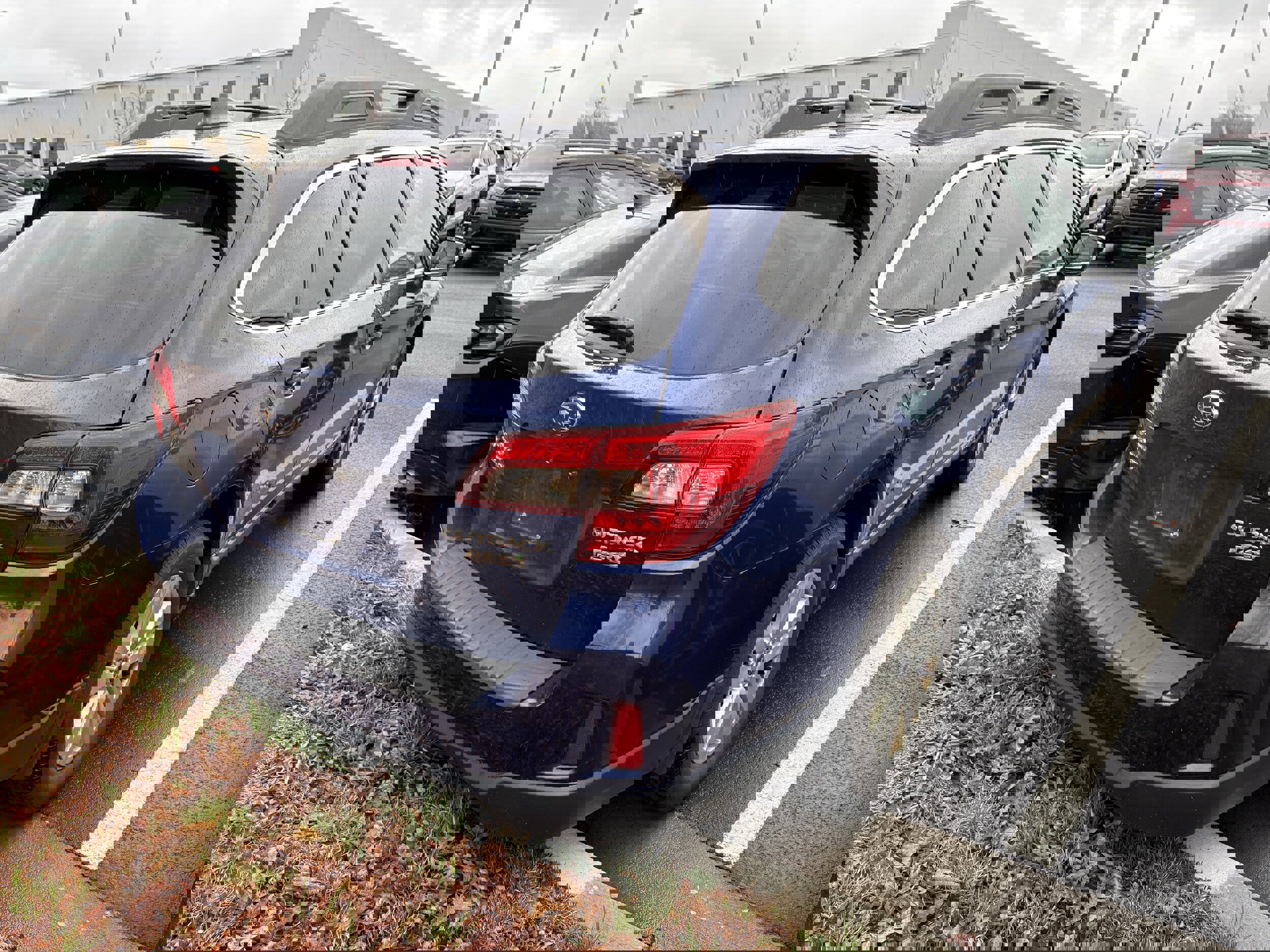 Used 2021 Subaru Outback Limited w/ Popular Package #2 image 6