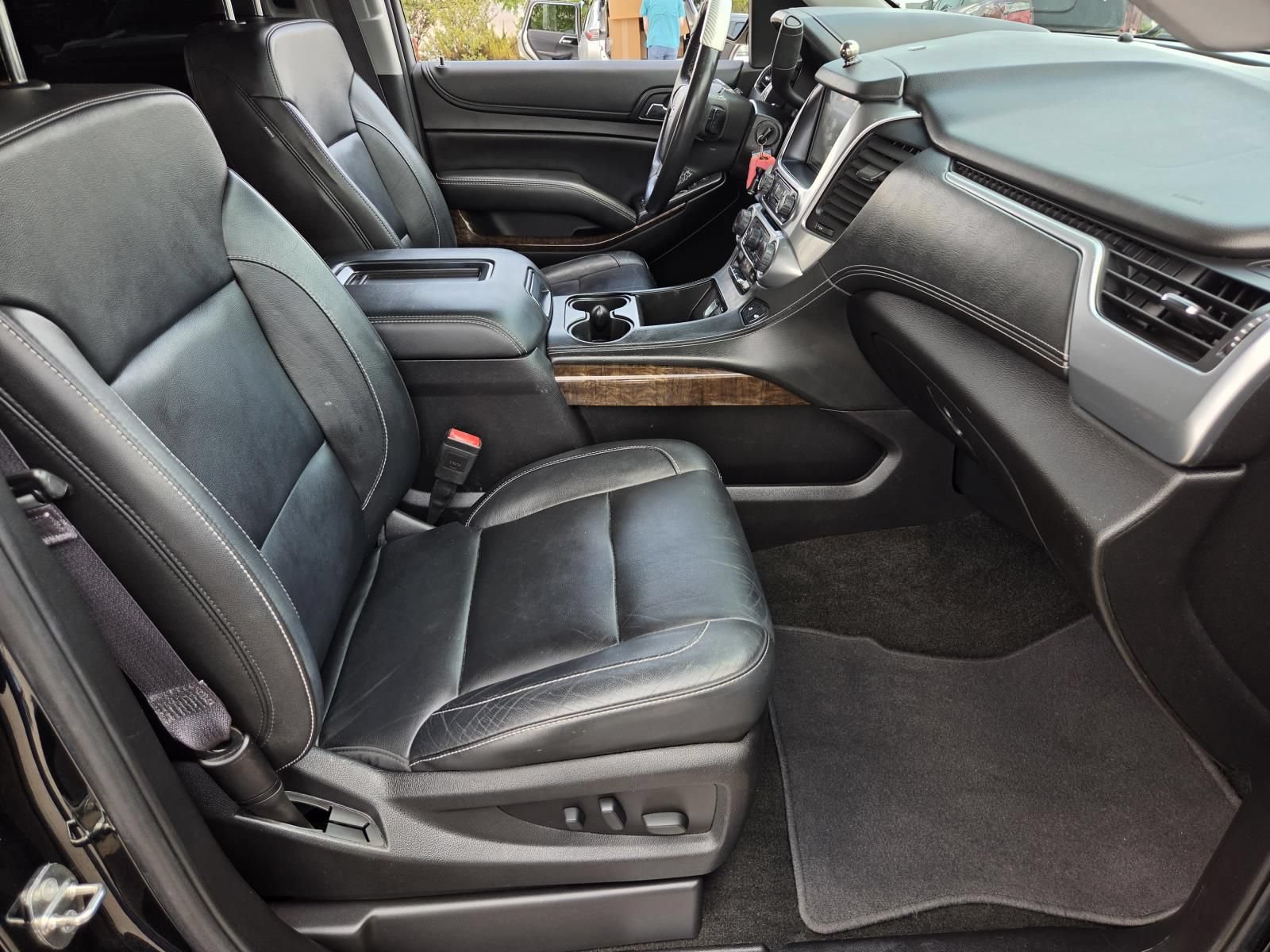 Used 2017 Chevrolet Tahoe LT w/ LT Midnight Edition RWD image 13