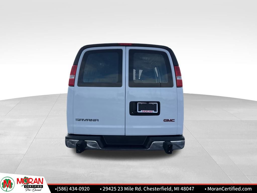 Used 2024 GMC Savana 2500 Work Van w/ Driver Convenience Package image 4