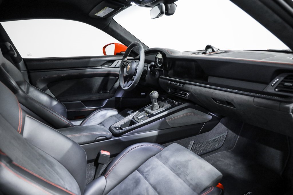 Used 2022 Porsche 911 GT3 image 25