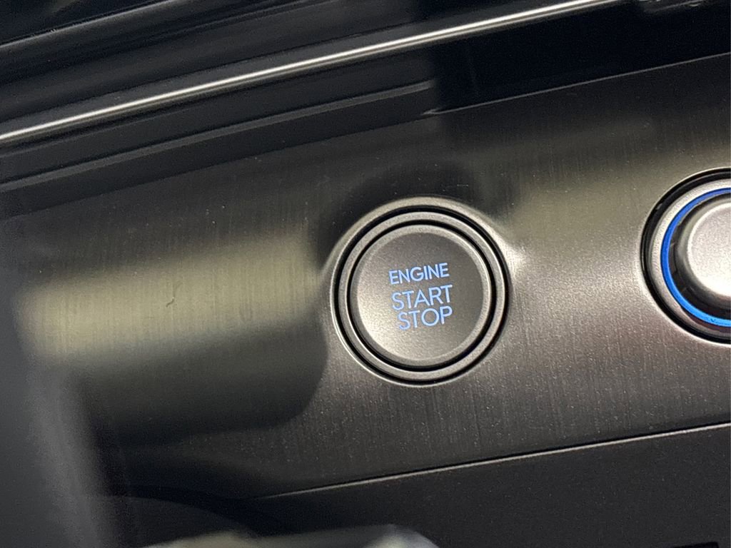 Used 2026 Hyundai Kona Limited image 31